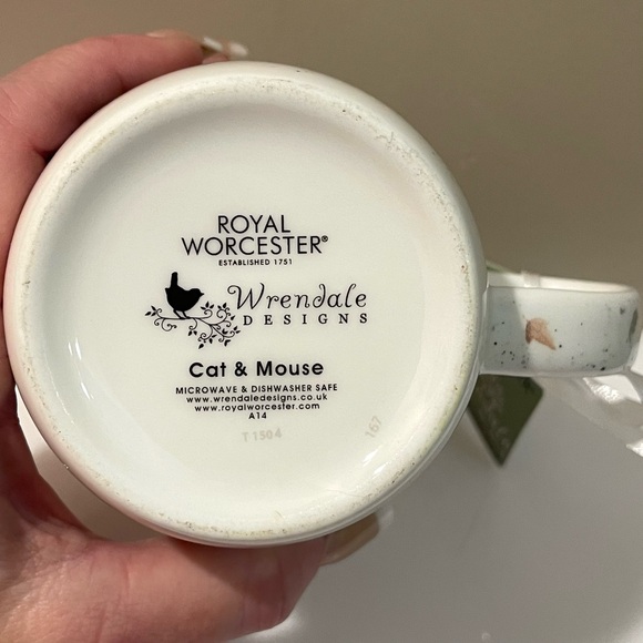 NWT Royal Worcester ~ Wrendale Designs ~ Cat & Mouse Bone China Mug - Picture 12 of 15